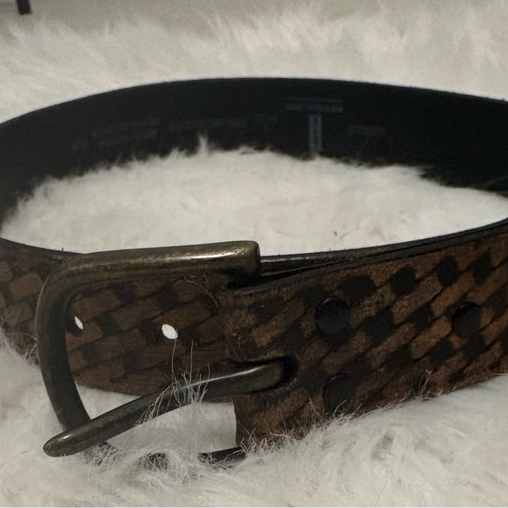 Levi’s Men's Brown Woven Western Leather Belt